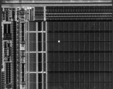 Spot laser vue à travers le silicium